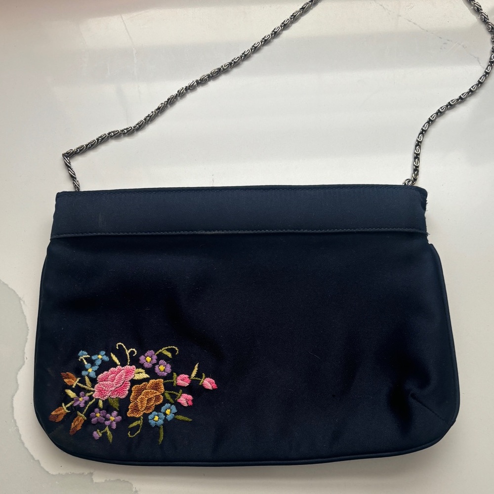 Retro Purse with Chain Strap